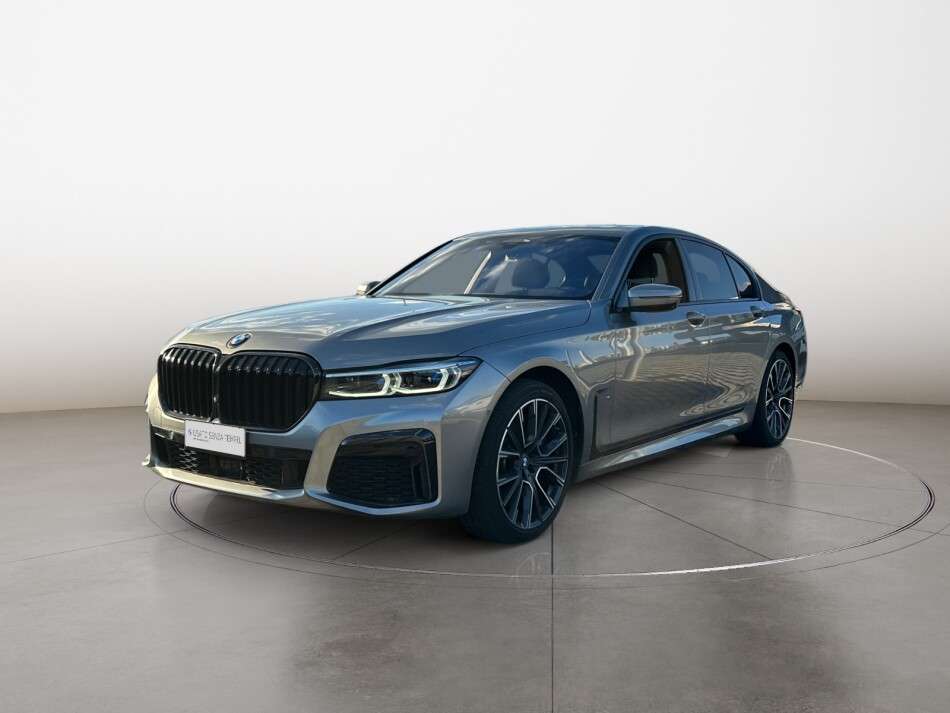 BMW 740