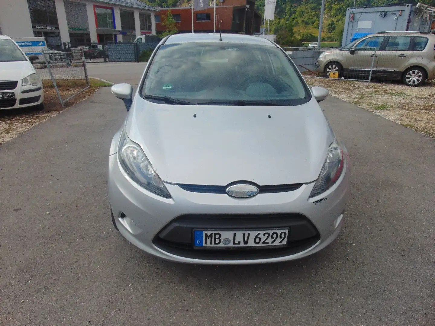 Ford Fiesta Econetic Gris - 2
