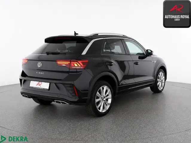 Volkswagen T-Roc view 5