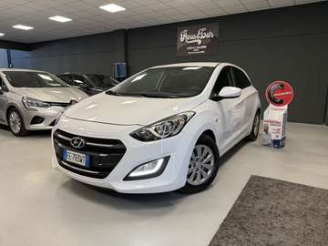 i30 II  5p 1.4 Comfort 100cv my15