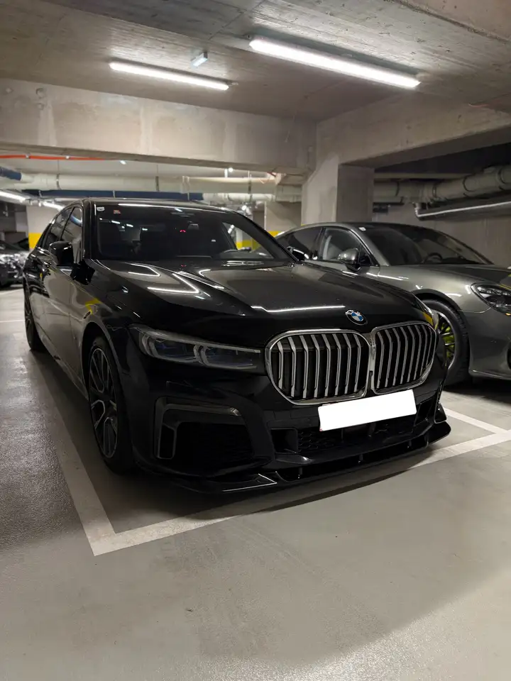 BMW 730