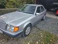 Mercedes-Benz 230 - thumbnail 10