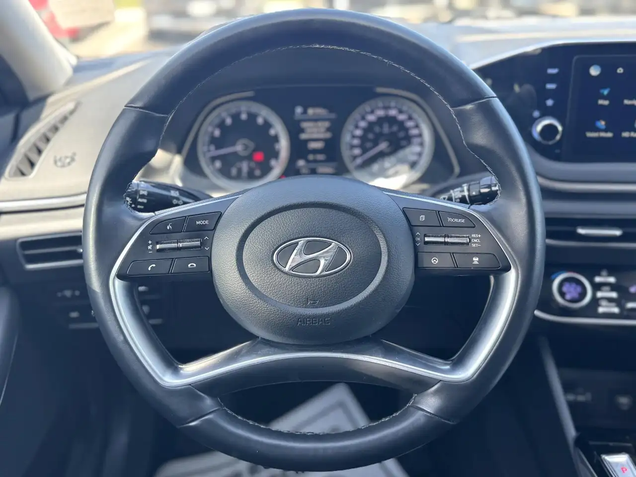 Hyundai SONATA снимка Hyundai SONATA