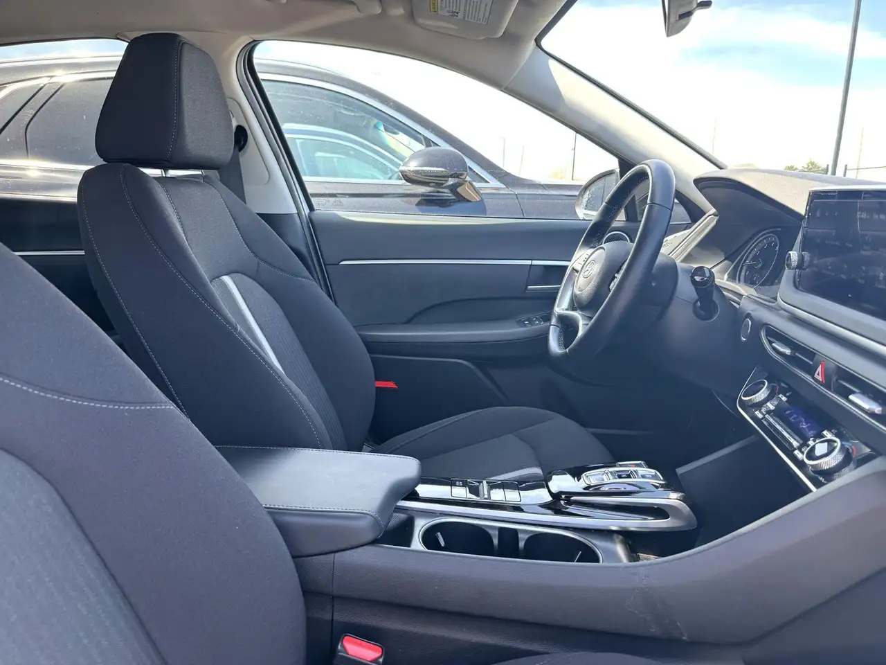Hyundai SONATA снимка Hyundai SONATA