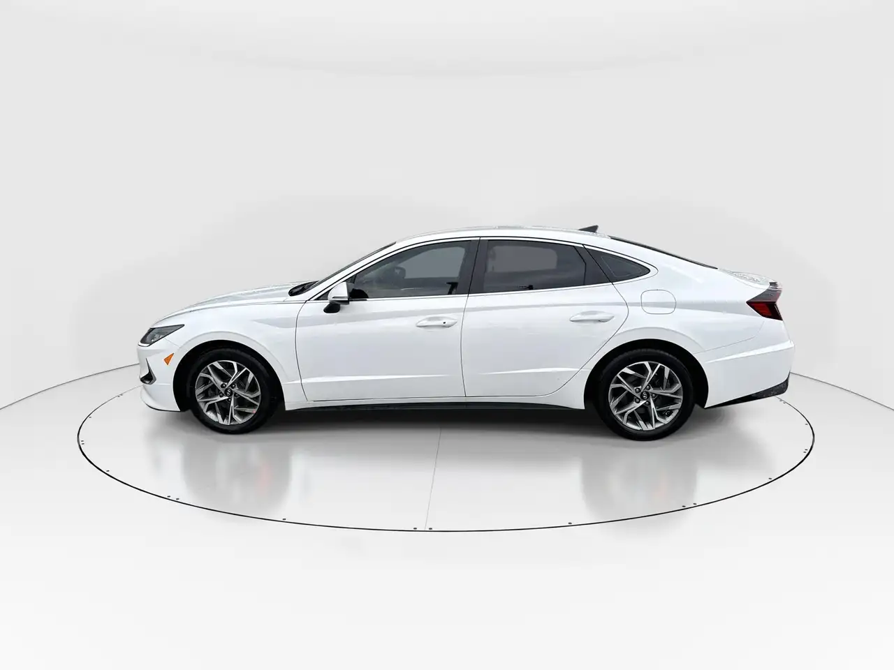 Hyundai SONATA снимка Hyundai SONATA