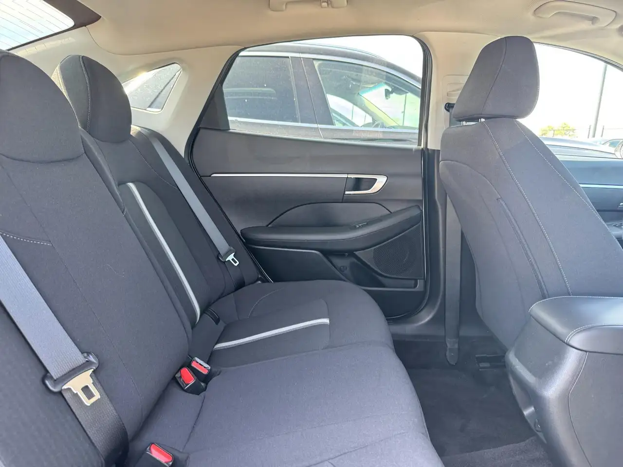 Hyundai SONATA снимка Hyundai SONATA