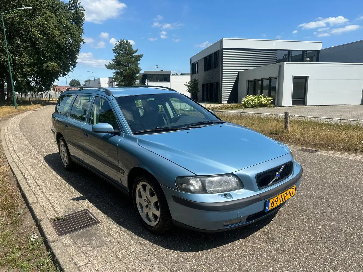 Volvo V70 2.4 Comfort Line AUTOMAAT/STOELVERW/CRUISE/TREKHAA Blu/Azzurro - 2