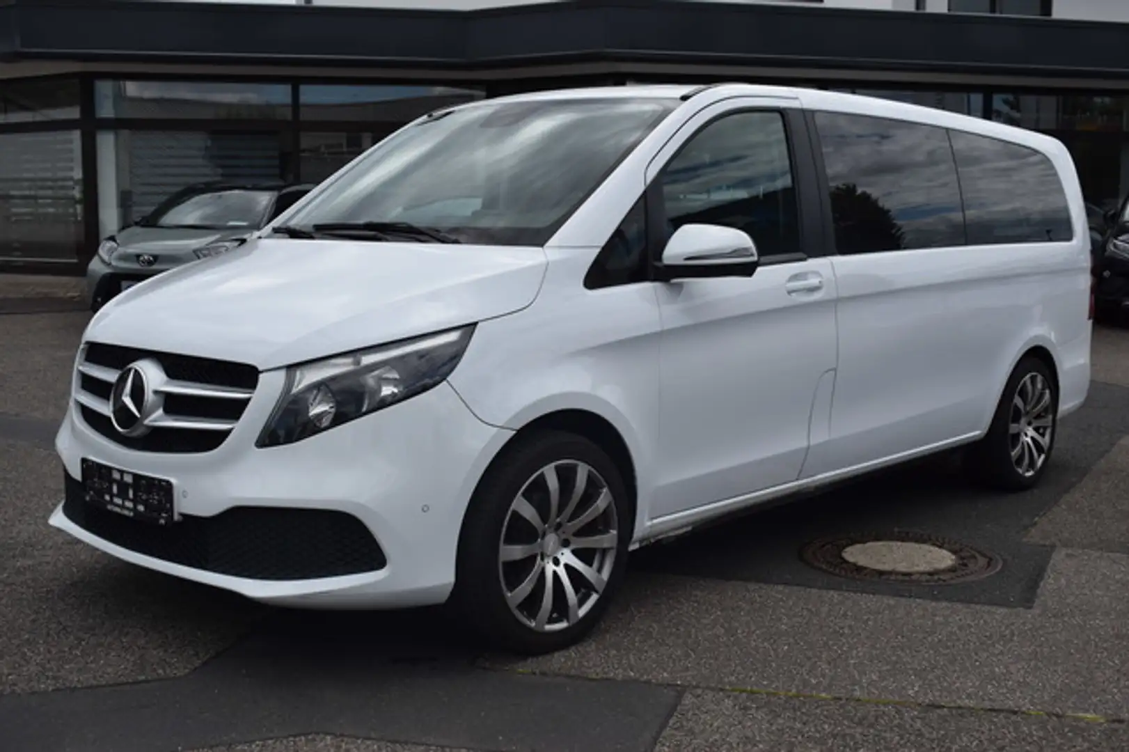 Mercedes-Benz V 220 V 220/250/300 d Lang*Navi/Autom./8-Sitze White - 2