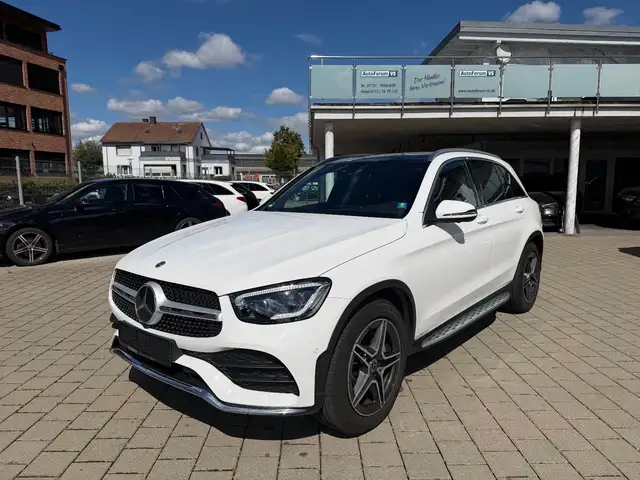 Mercedes-Benz GLC 300 d 4Matic*AMG*AHK*Pano*Memory*Distr*360°