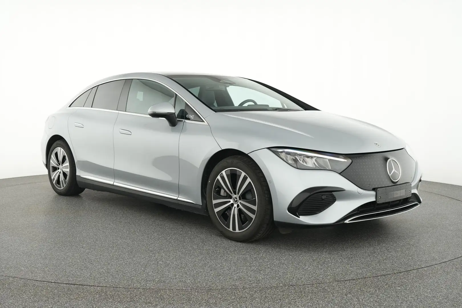 Mercedes-Benz EQE 300 Business Solution Luxury 90 kWh Silber - 2