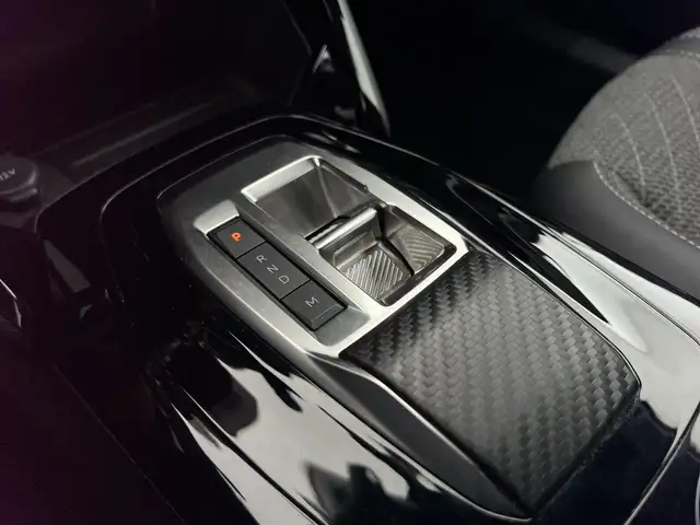 Peugeot 2008 view 13