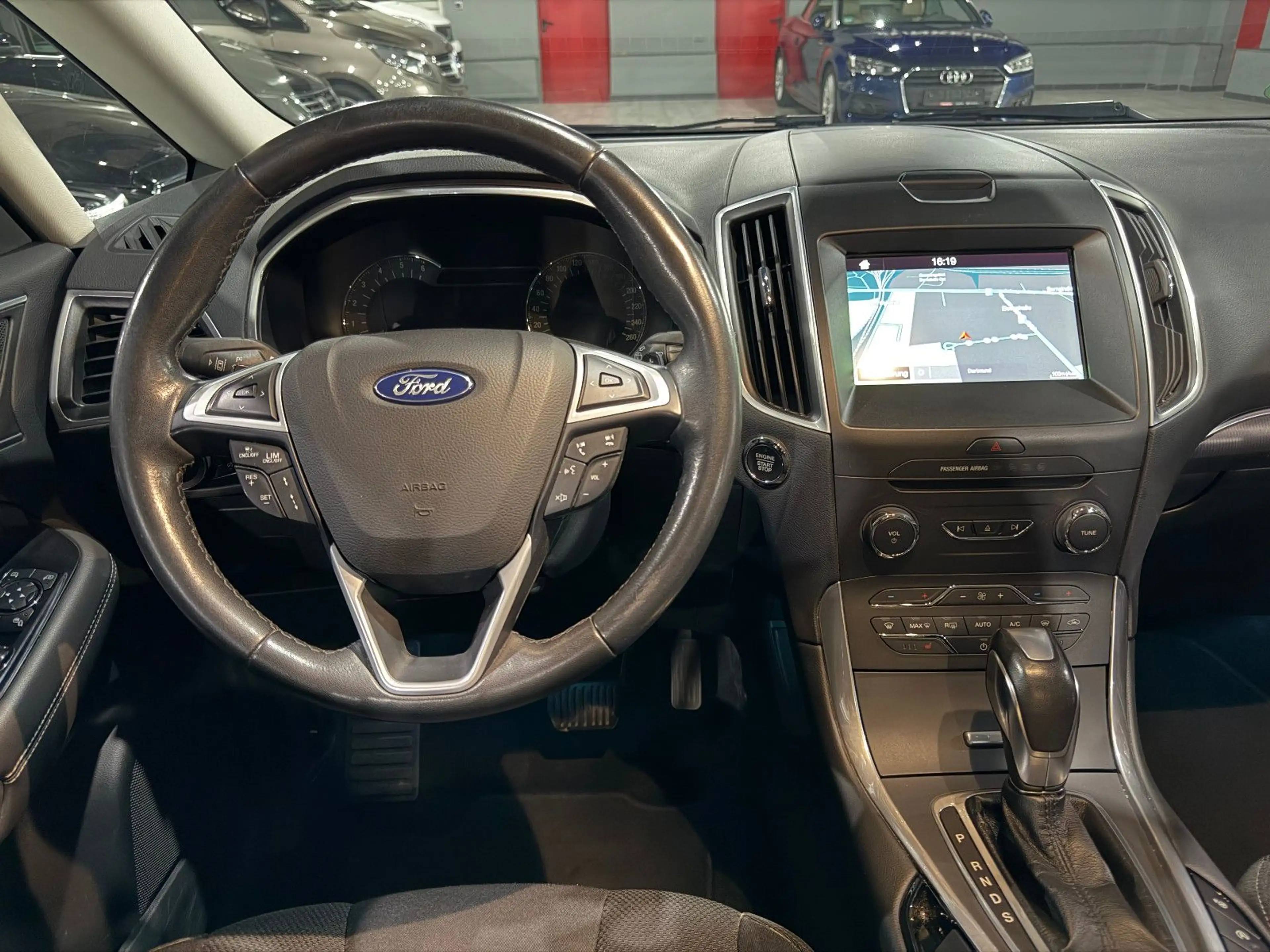 Ford S-Max 2.0 d 7 SITZ/ACC/AUT/LED/NAVI/AHK/KEYLES — photo 11