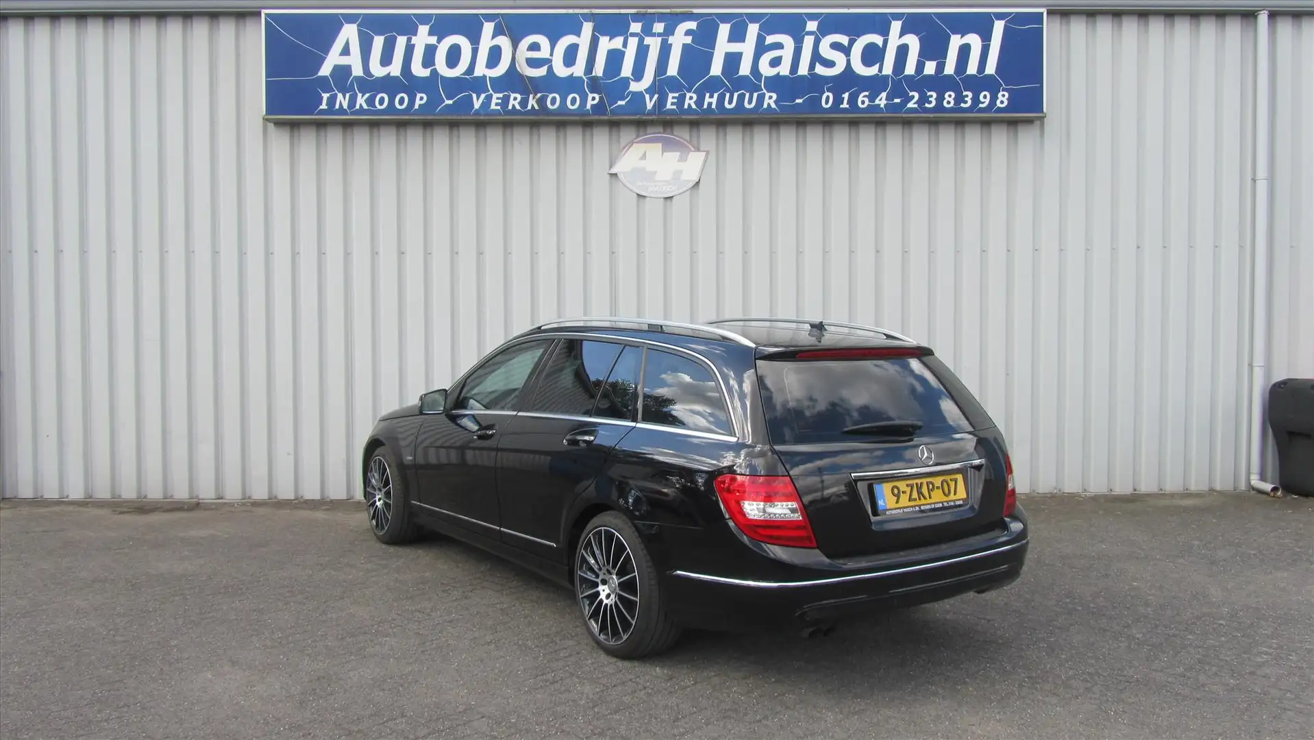 Mercedes-Benz C 180 C180 BE ESTATE AUT7 Schwarz - 2