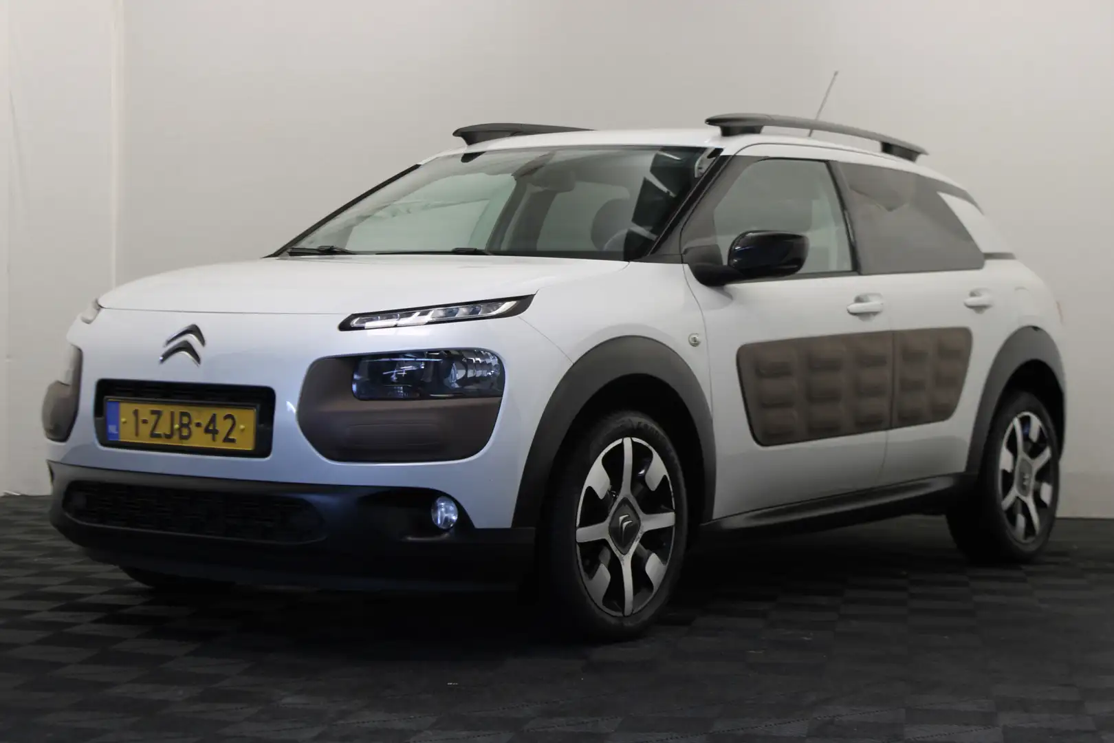 Citroen C4 Cactus 1.2 e-VTi Shine |Navi|Camera| Blanc - 1