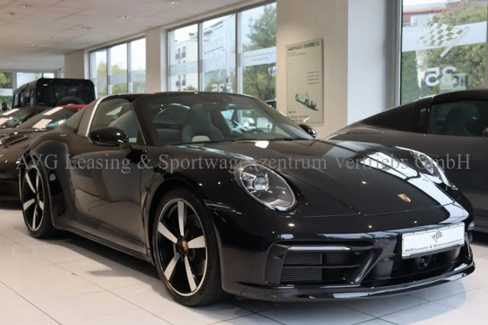 Porsche 992 911 Targa 4S Heritage/Pepita/SportDesign/1HD Noir - 1