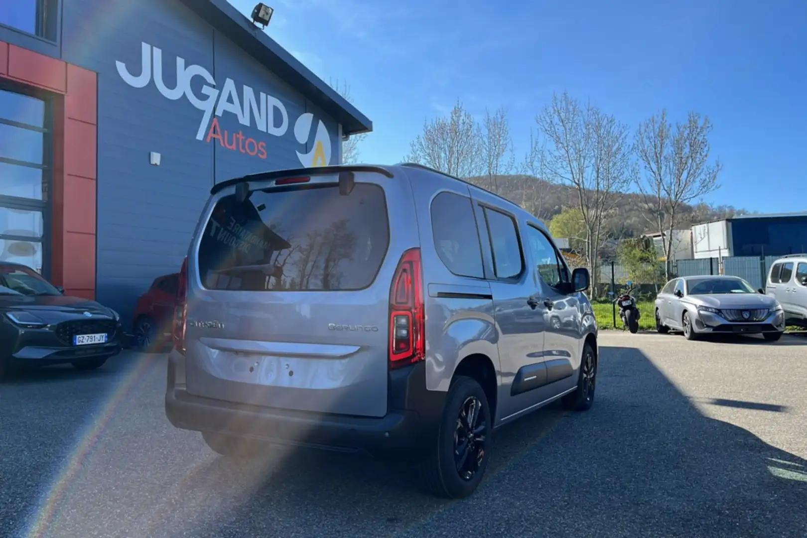 Citroen Berlingo HDI 130 MAX MODUTOP PK TECH Gris - 2