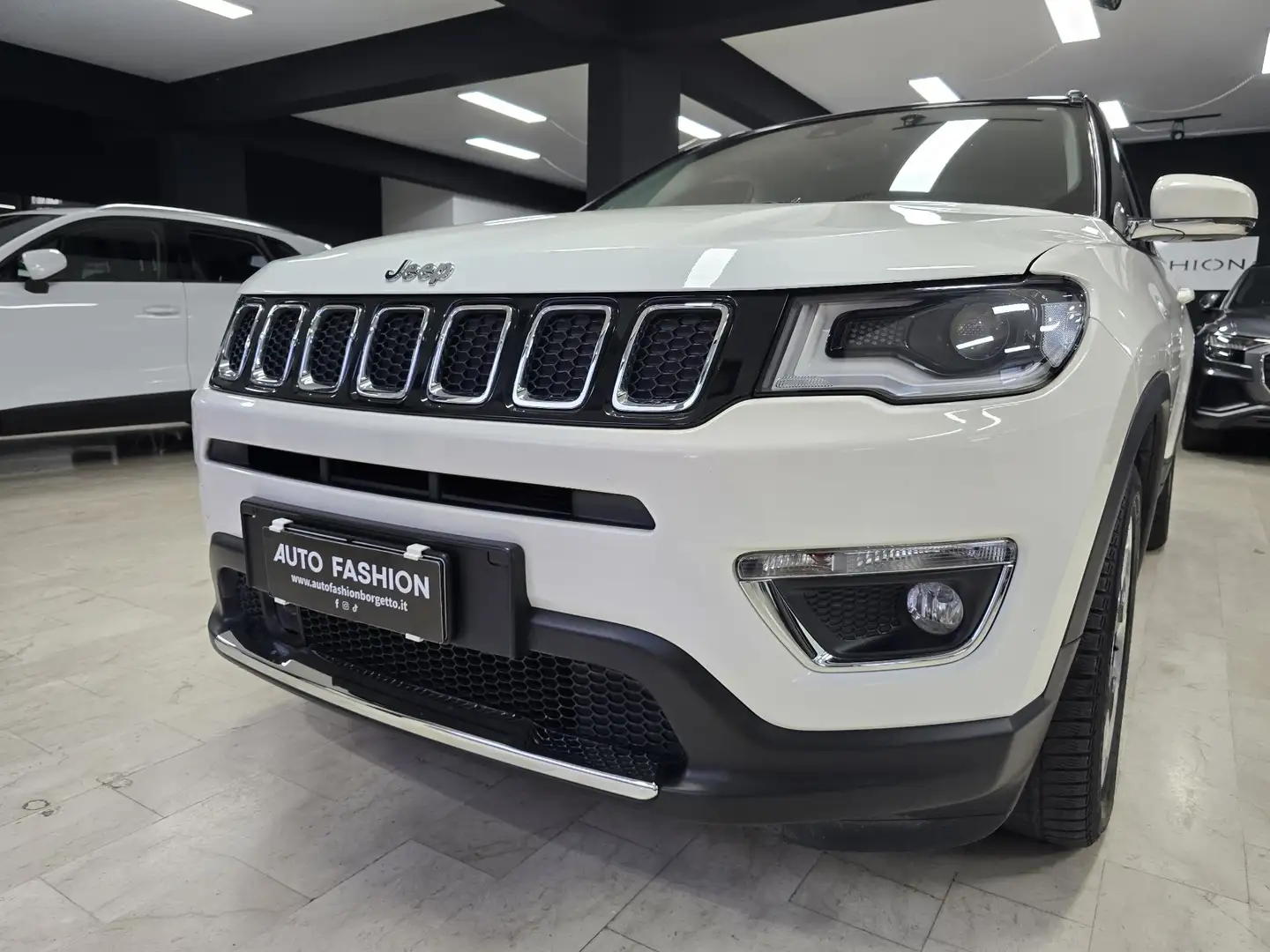 Jeep Compass Compass 1.6 mjt Limited 2wd 120cv my19 Blanc - 2