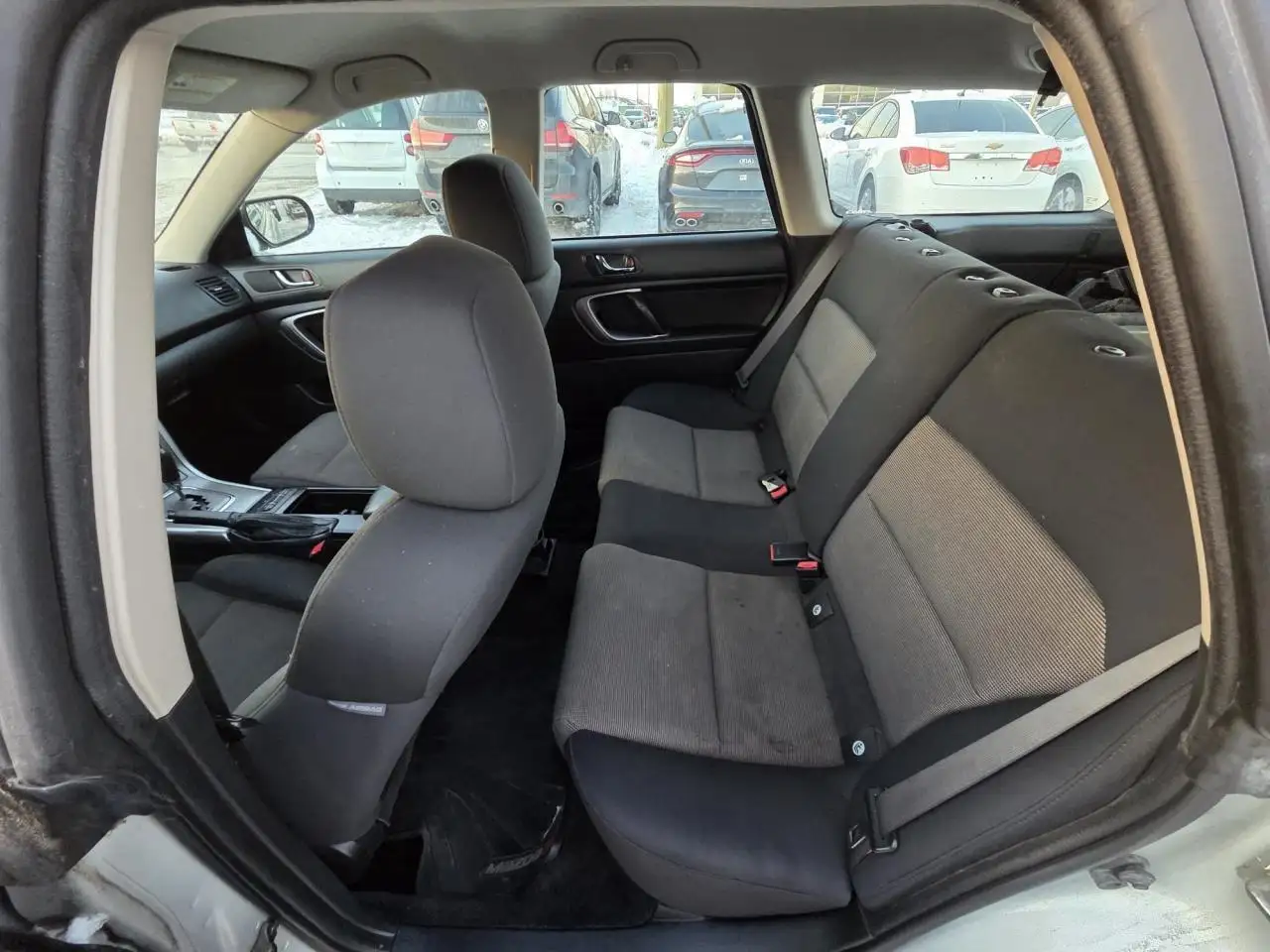Subaru Legacy снимка Subaru Legacy