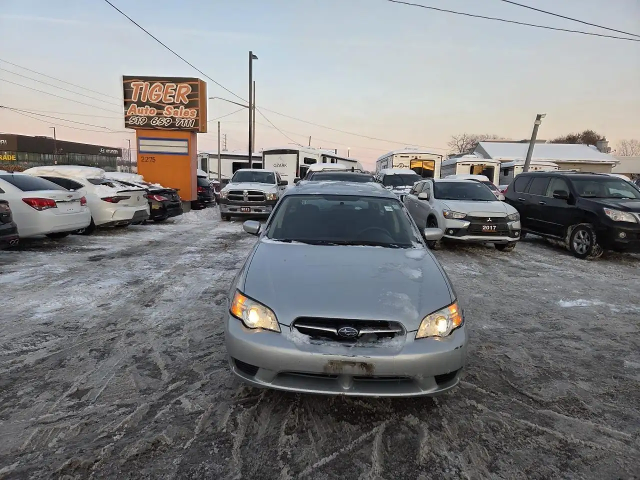 Subaru Legacy снимка Subaru Legacy