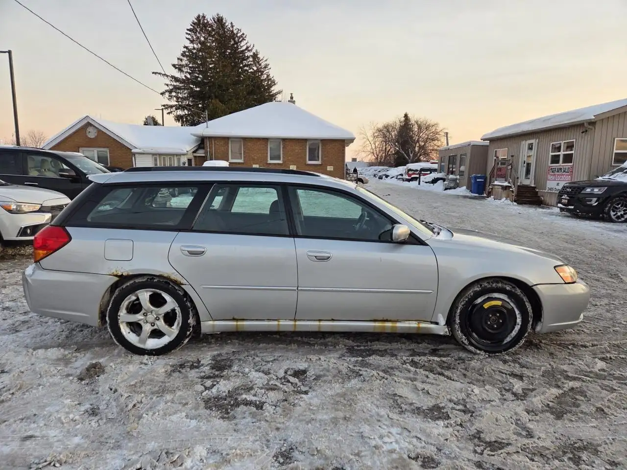Subaru Legacy снимка Subaru Legacy
