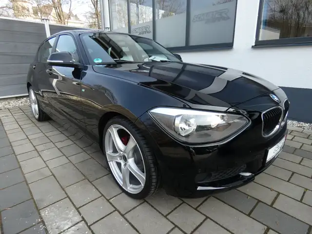 BMW 114 114 i 8fach bereift