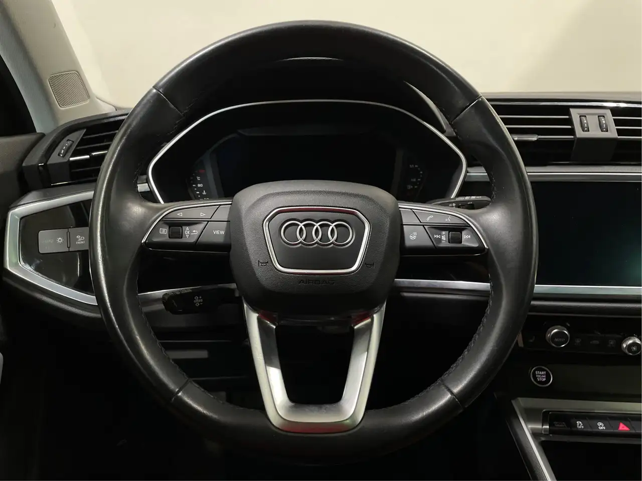 Audi Q3 fotografie Audi Q3
