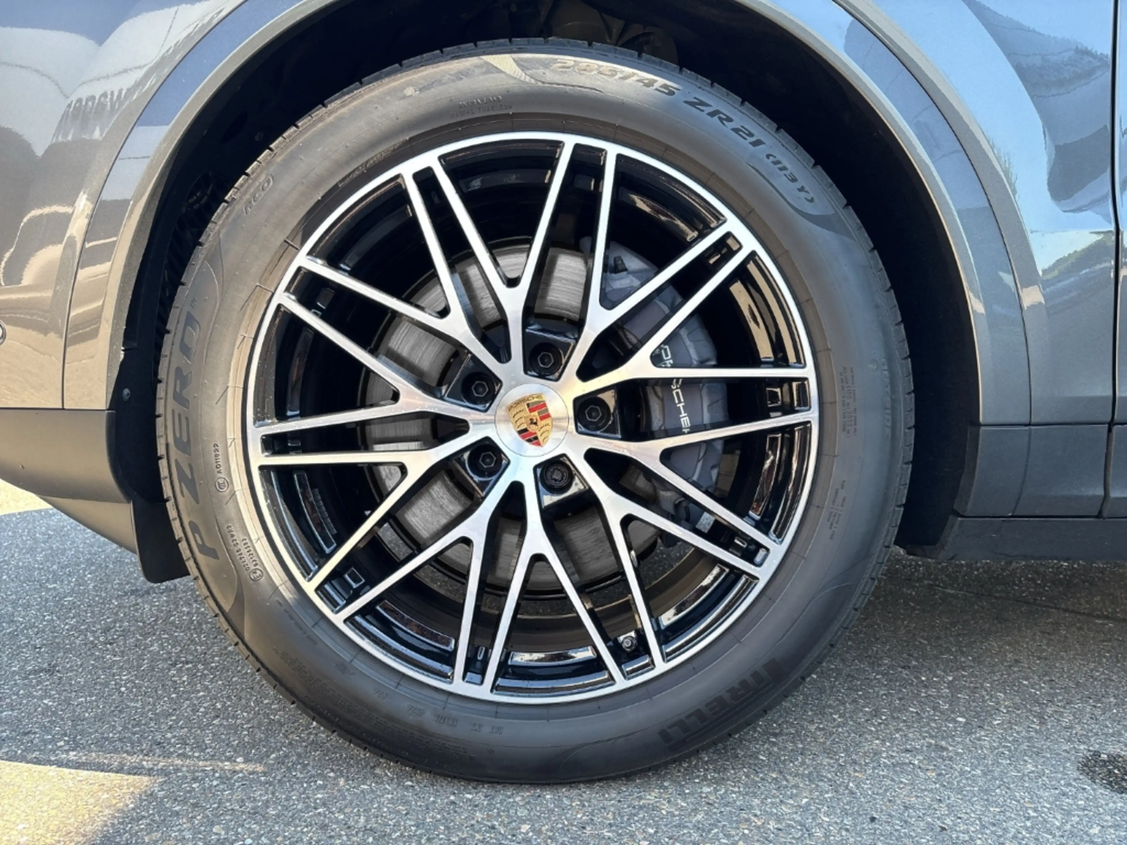 Porsche Cayenne E-Hybrid InnoDrive Head-Up BOSE 21-Zoll — photo 14