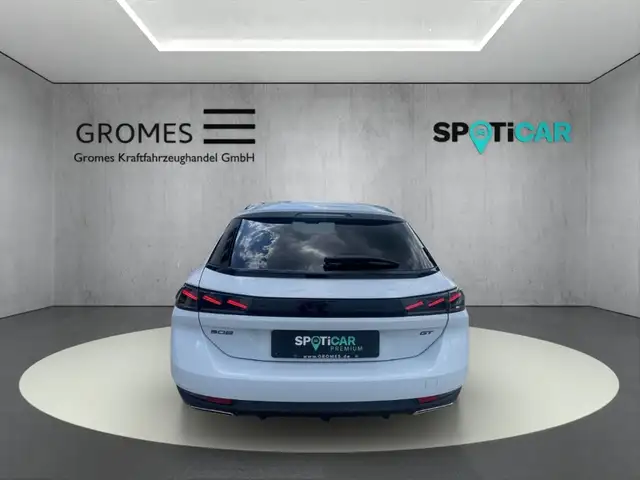 Peugeot 508 SW view 4