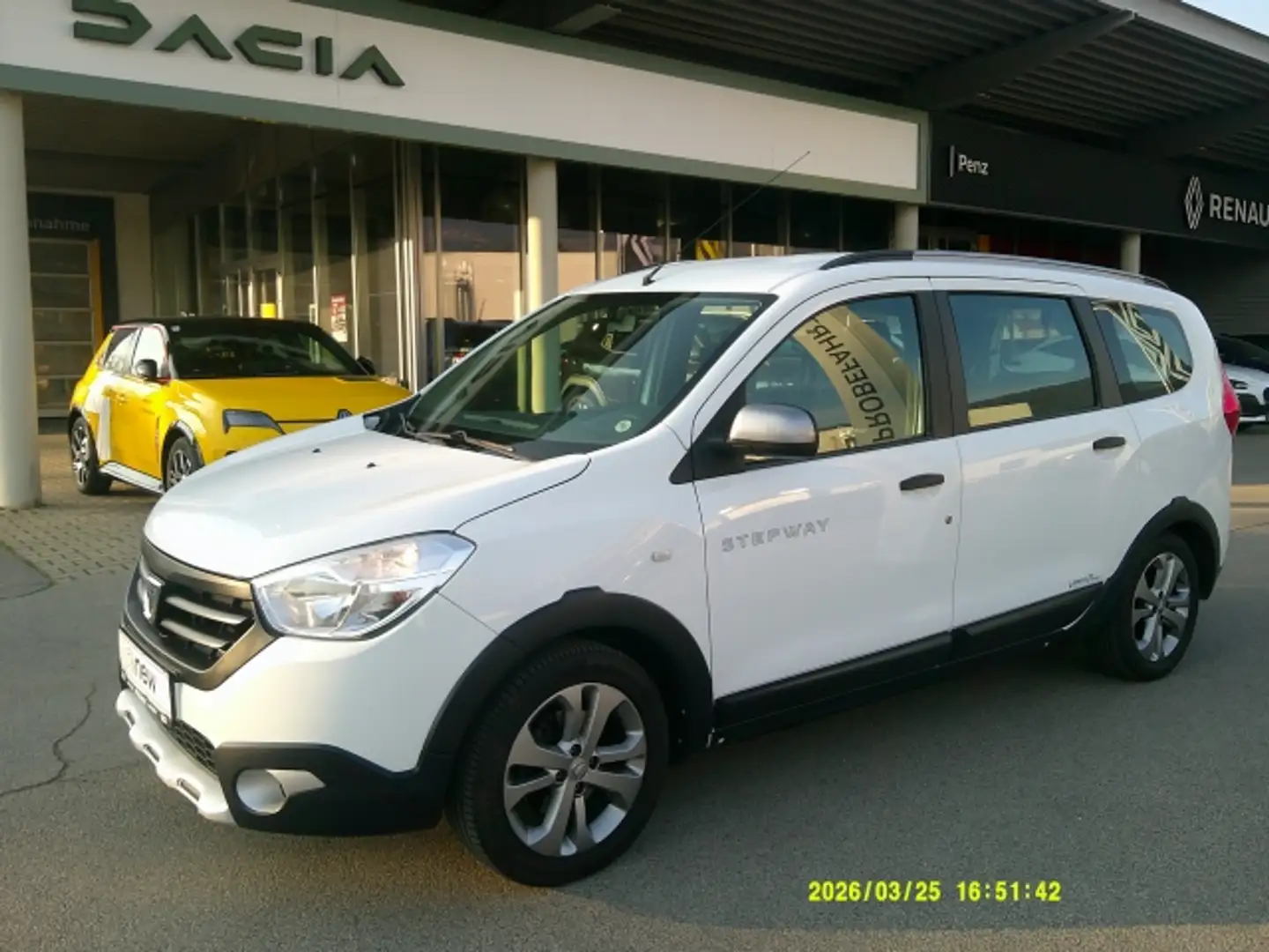 Dacia Lodgy LODGY Stepway TCe 115 Weiß - 1