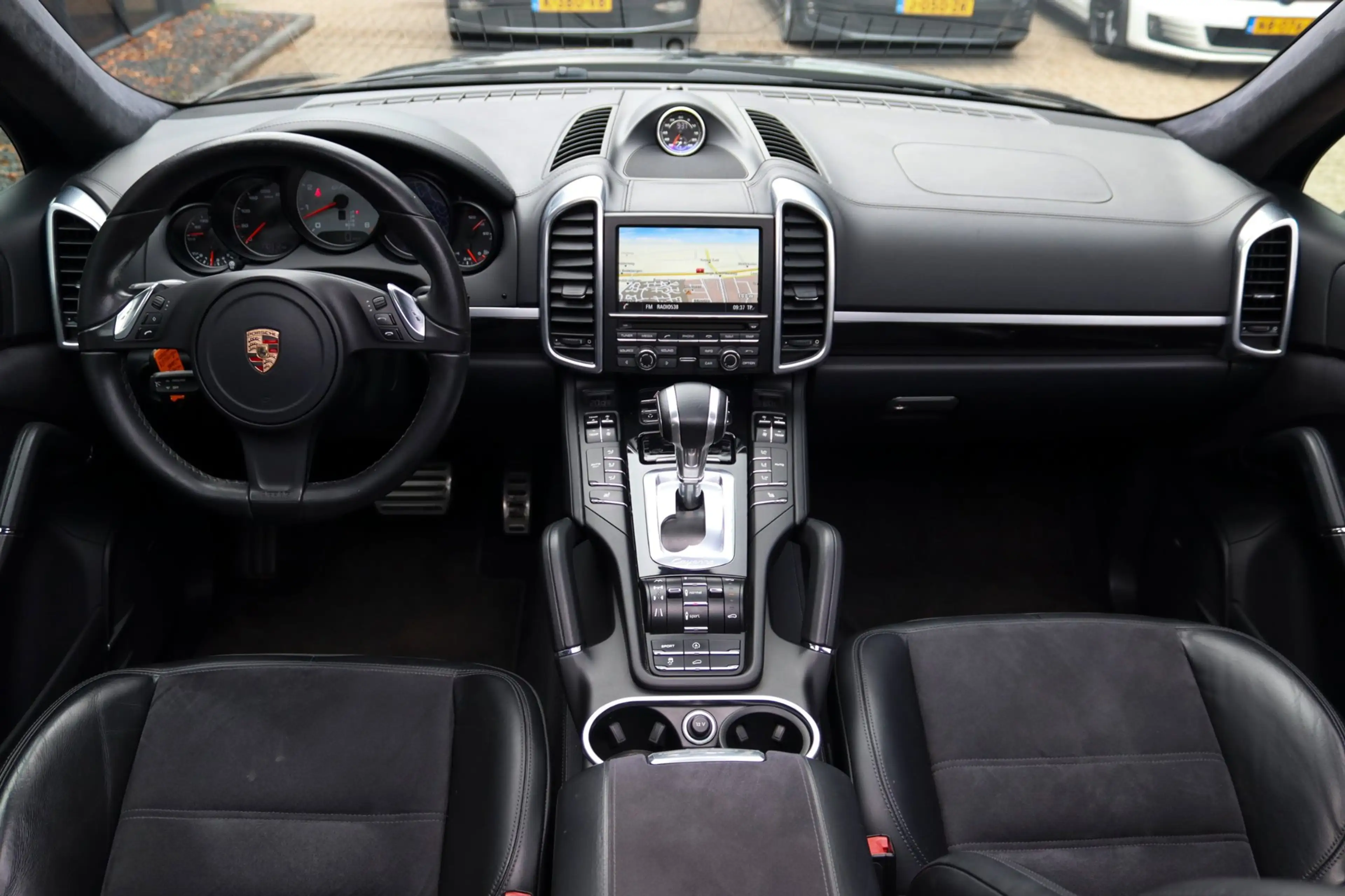 Porsche Cayenne 4.8 GTS SPORT CHRONO PANO BOSE ALCANTARA — photo 17