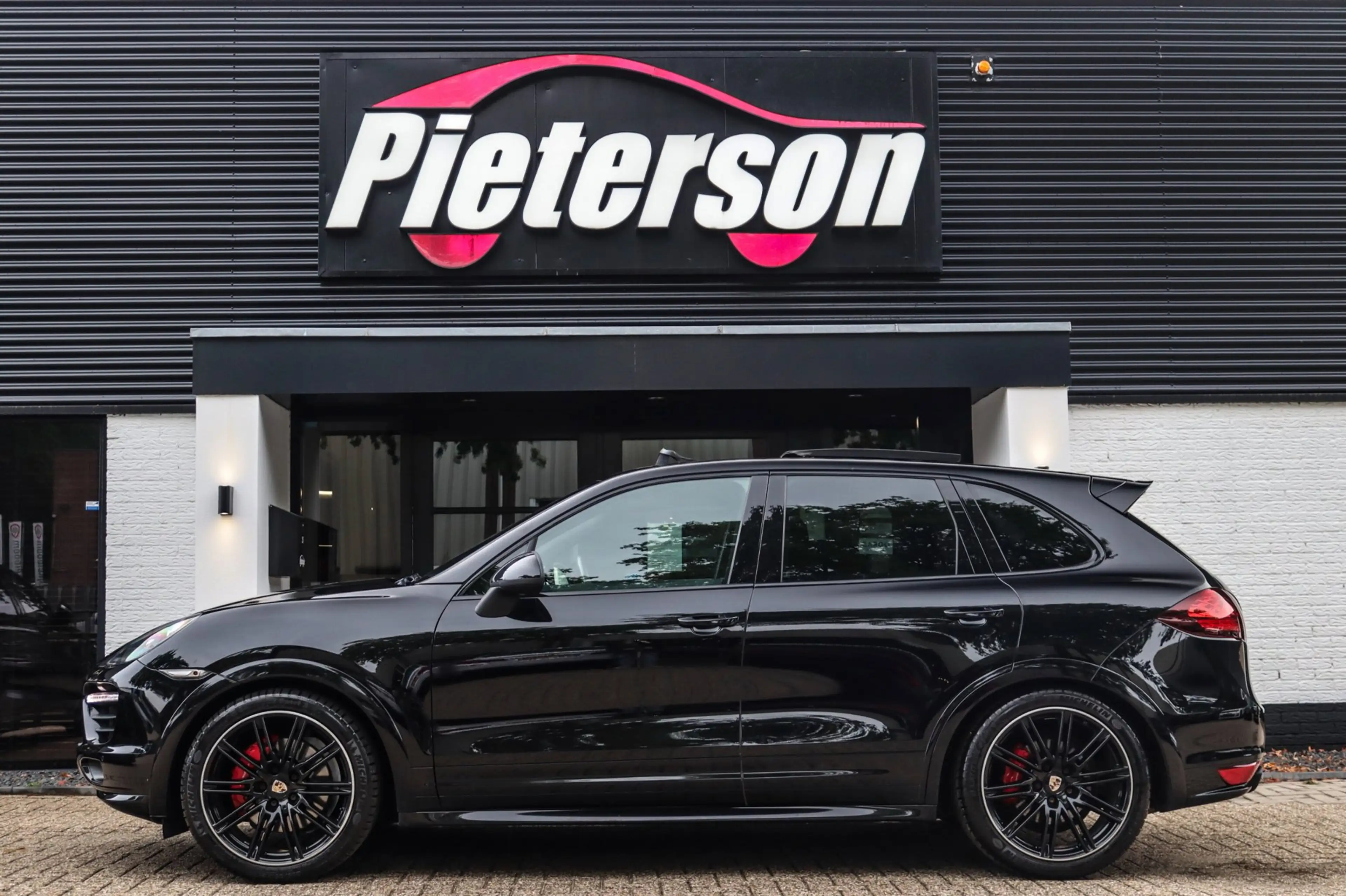 Porsche Cayenne 4.8 GTS SPORT CHRONO PANO BOSE ALCANTARA — photo 10