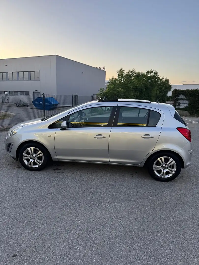 Opel Corsa PICKERL WURD NEU GEMACHT!! 1,2 Edition ecoFLEX - 2