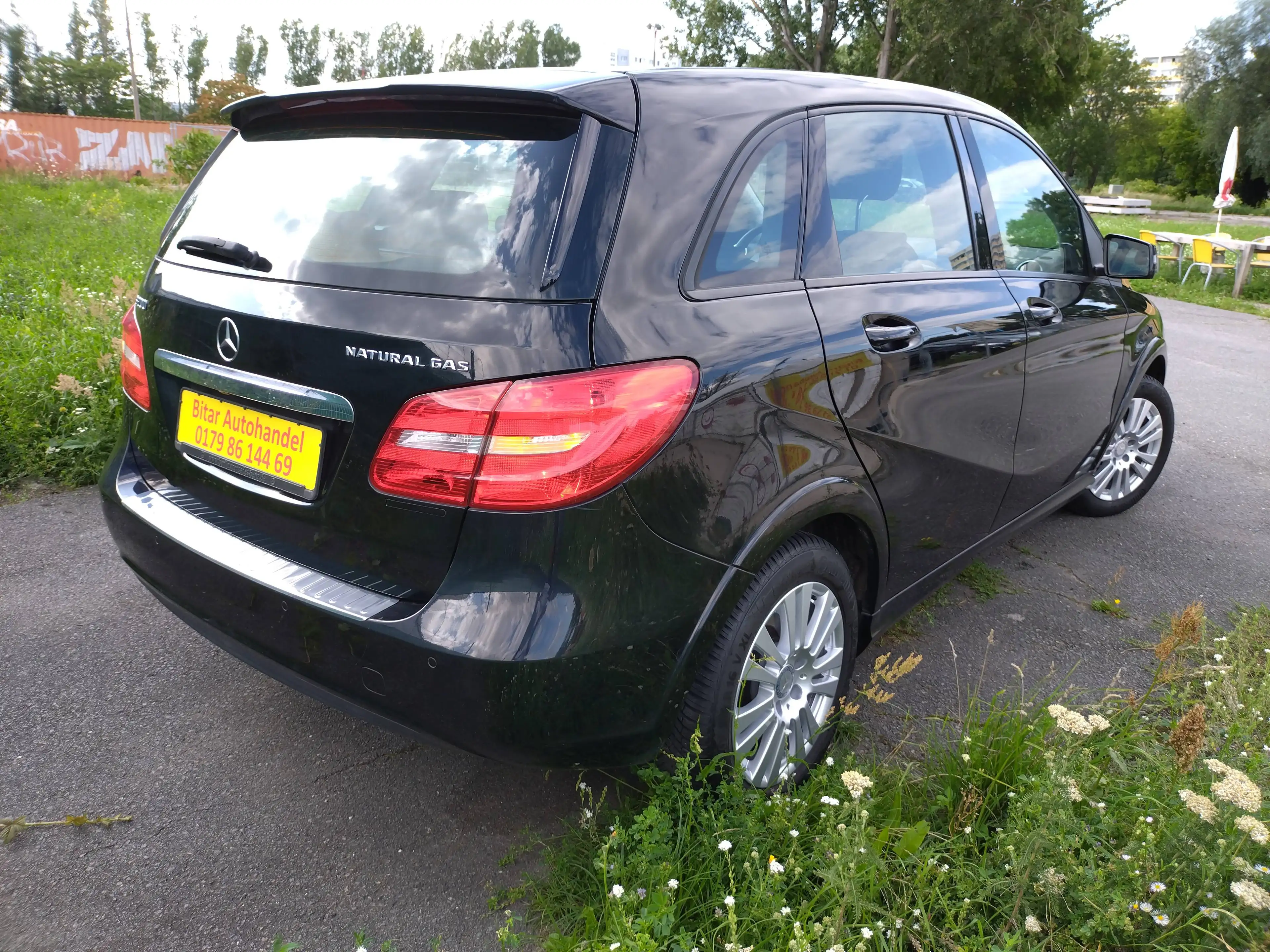 Mercedes-Benz B 200 NGD B -Klasse +Aut+Navi+SHZ+PDC+AHK+Temp — photo 4