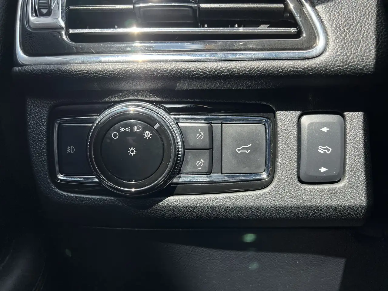 Lincoln Navigator снимка Lincoln Navigator