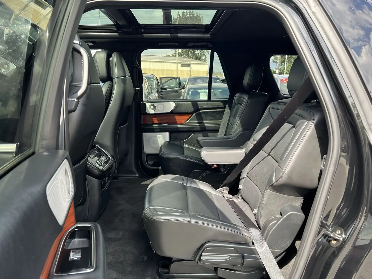 Lincoln Navigator снимка Lincoln Navigator