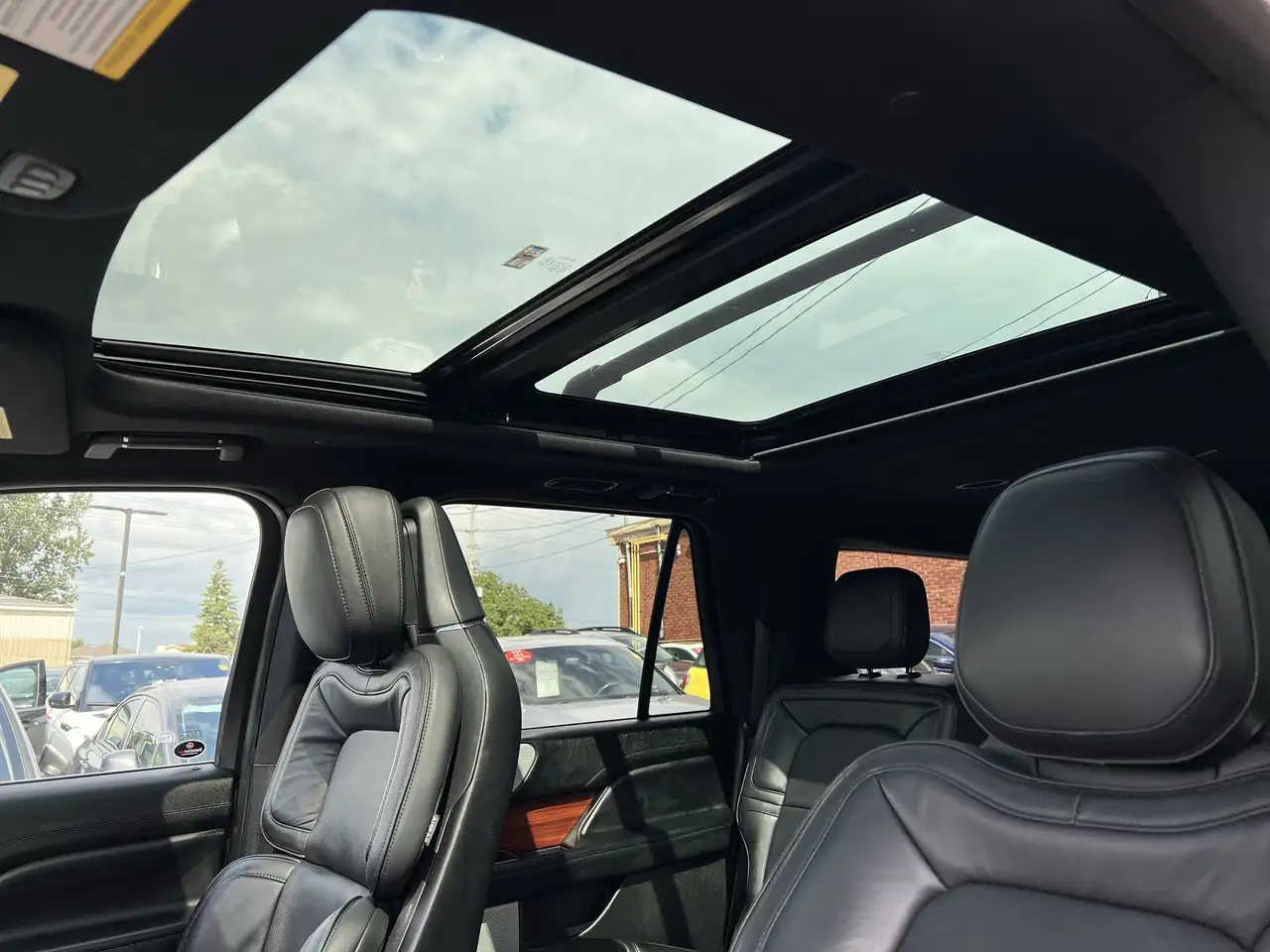 Lincoln Navigator снимка Lincoln Navigator