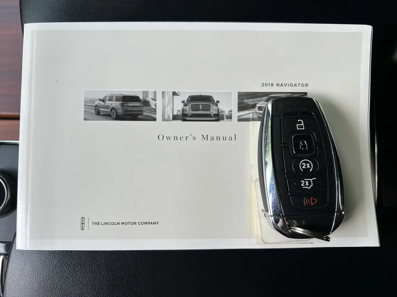 Lincoln Navigator снимка Lincoln Navigator