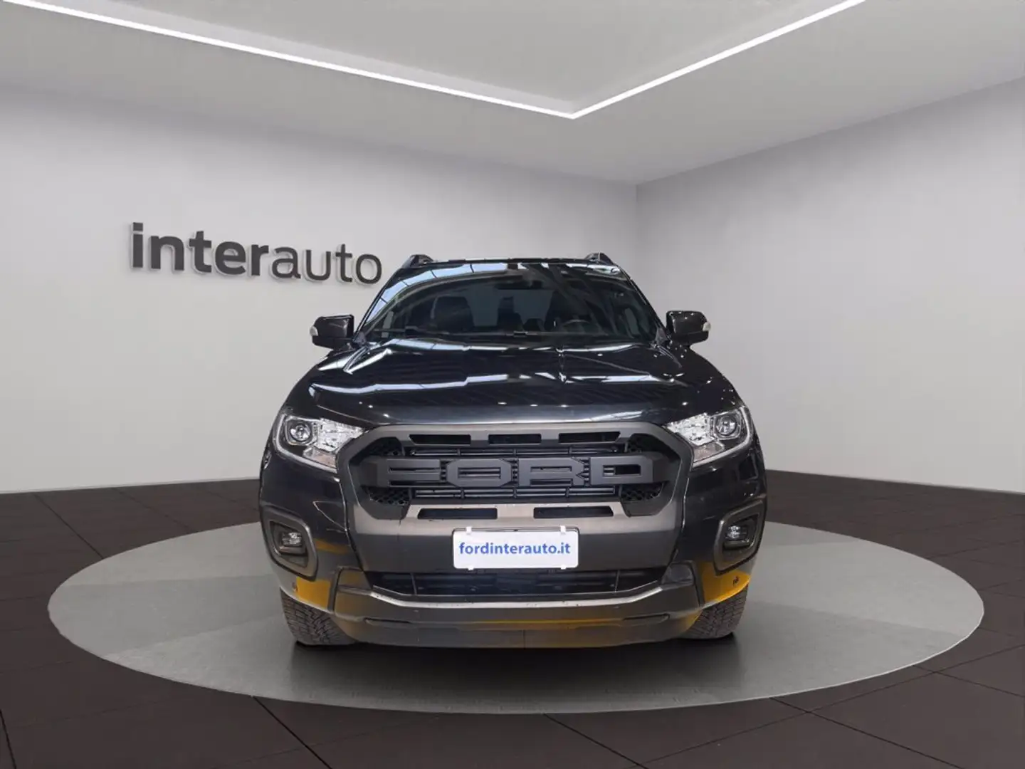 Ford Ranger 2.0 ecoblue double cab Wildtrak 170cv auto Nero - 2