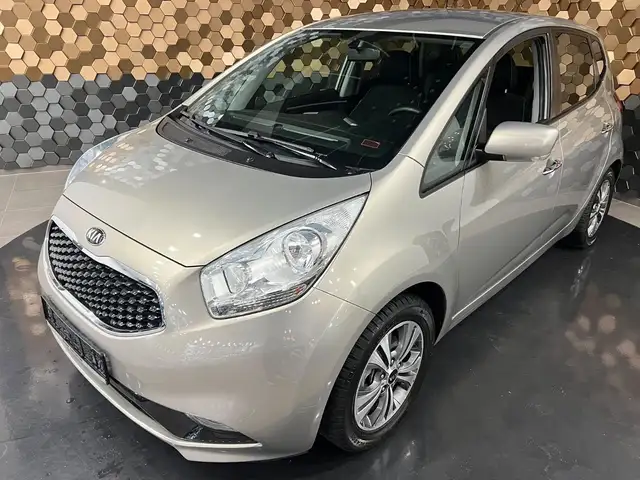 Kia Venga 1.6 Dream Team /Automatik/Kamera/Navi/AHK/