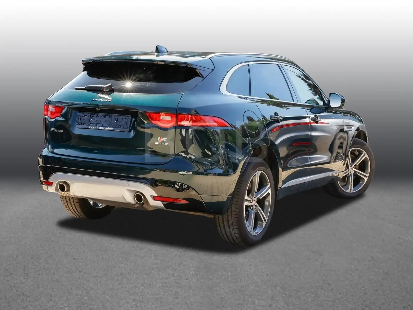 Jaguar F-Pace 30d S AWD NAVI KLIMA ACC DAB LM AHK Зелений - 2