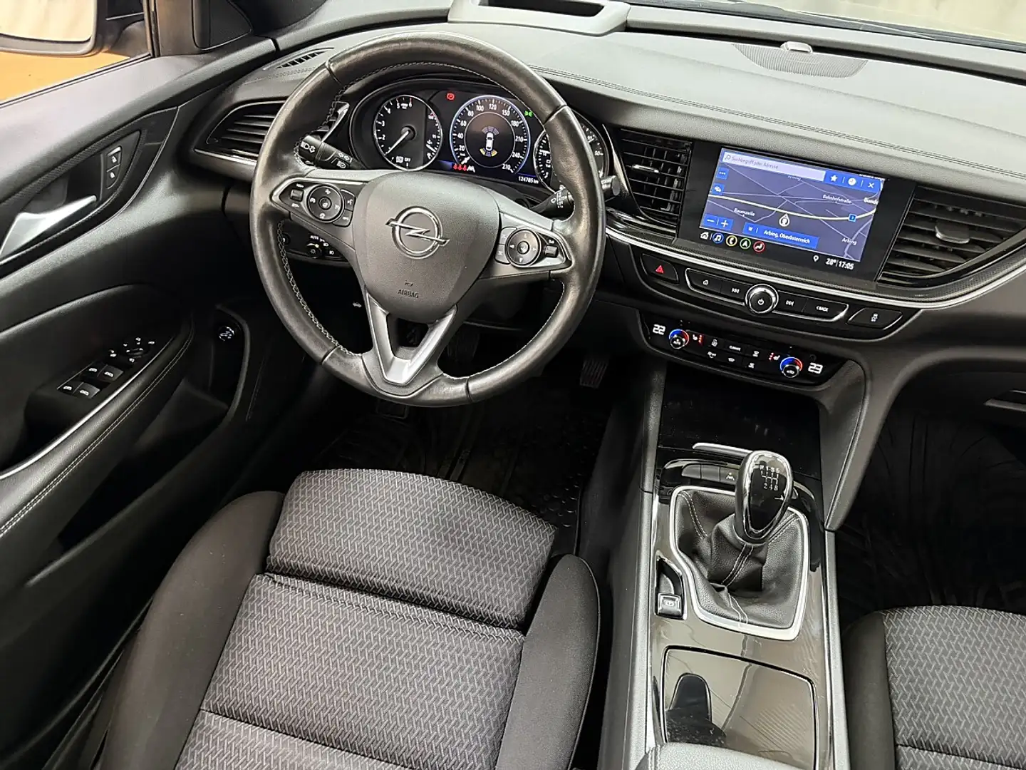 Opel Insignia ST 1,5 CDTI DVH Business Grau - 2
