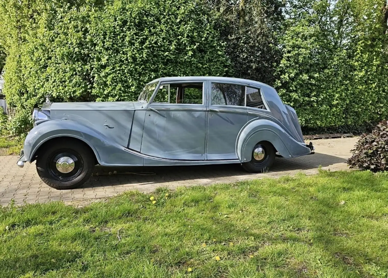 Rolls-Royce Wraith mit Sonderkarosserie,restauriert Modrá - 1