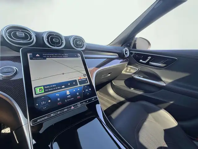 Mercedes-Benz C-Class view 13