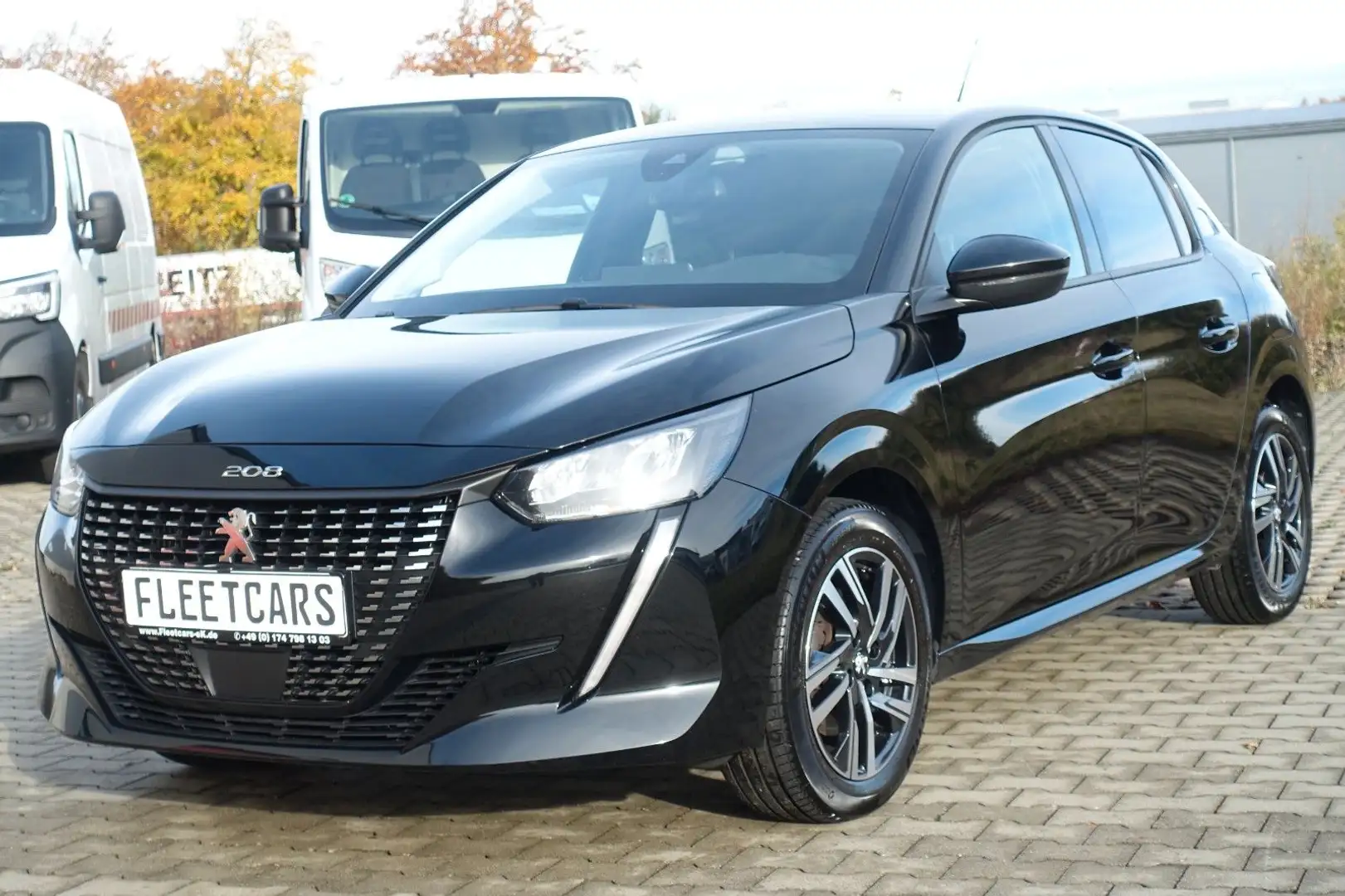Peugeot 208 Allure | Sitzheizung | R.Kamera | Carplay Noir - 1