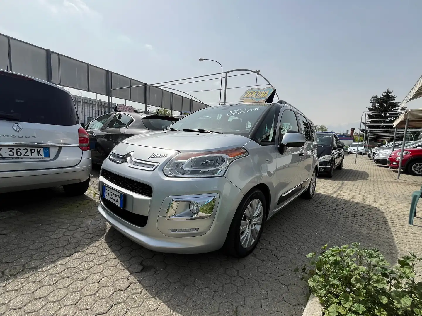 Citroen C3 C3 Picasso 1.4 vti Exclusive Grigio - 1