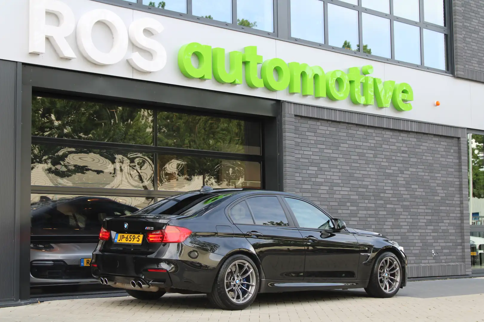 BMW M3 3-serie | DEALER ONDH | MEMORY | HUD | STOEL&STUUR Zwart - 2