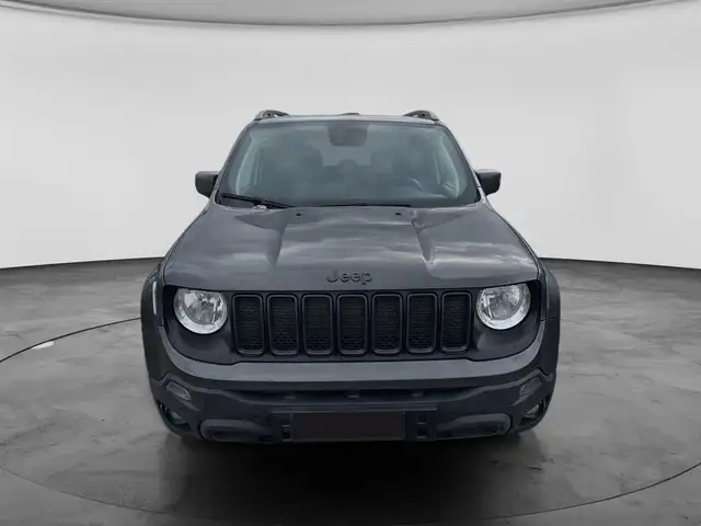 Jeep Renegade view 2