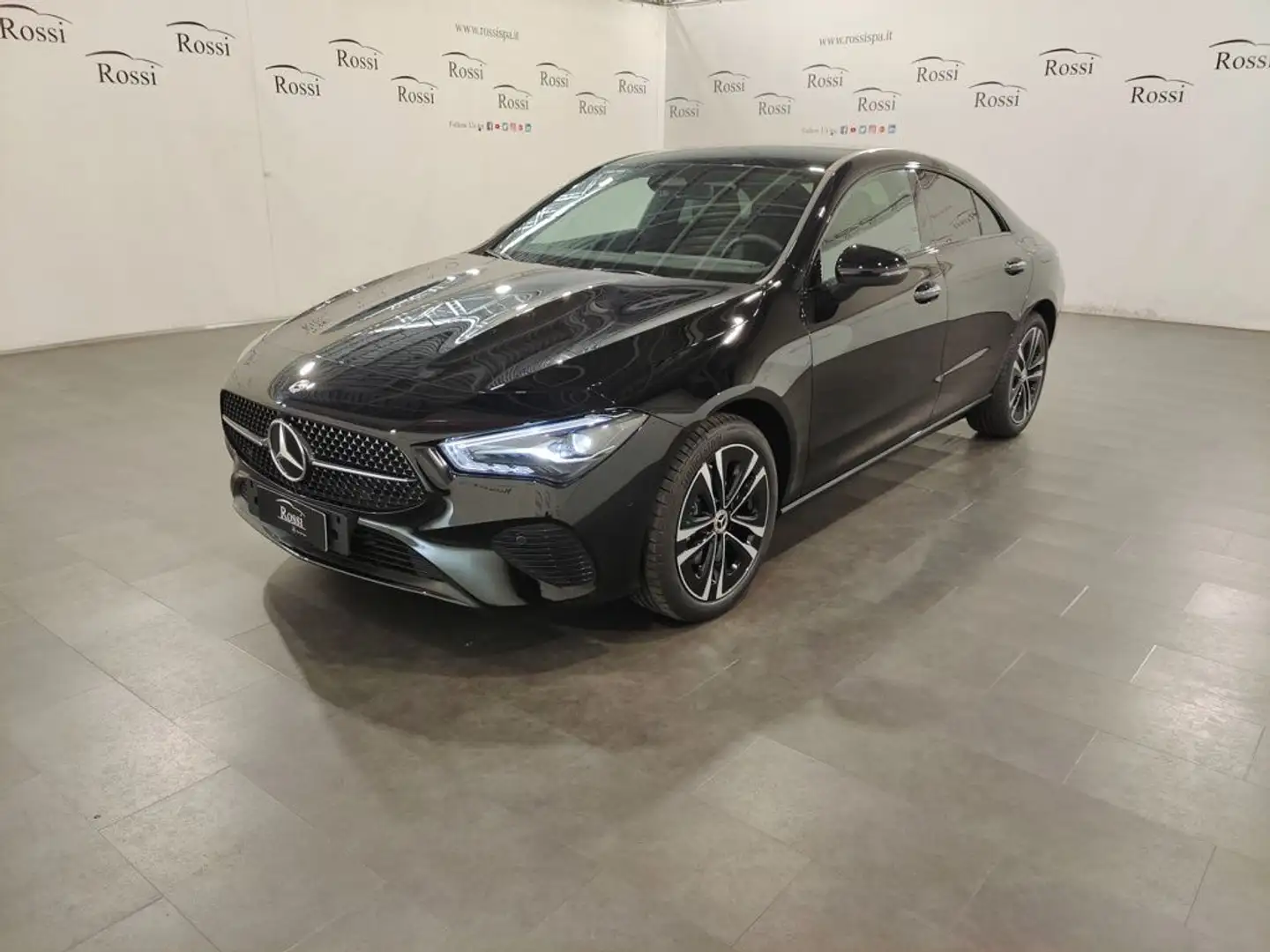 Mercedes-Benz CLA 200 D AUTOMATIC COUPE' Siyah - 2