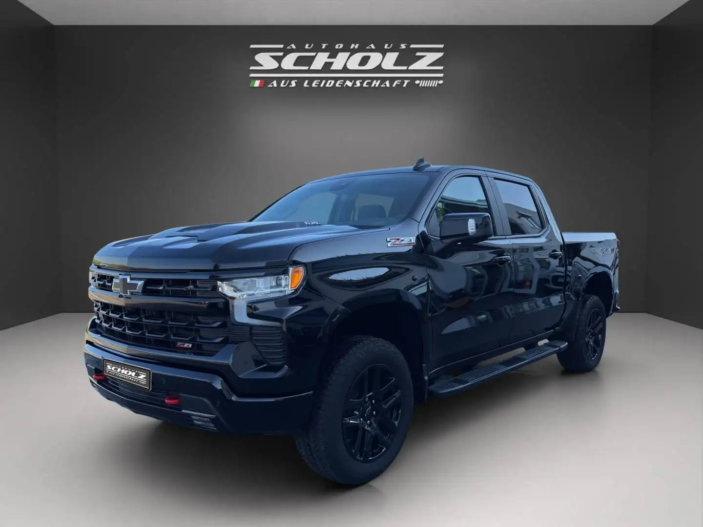 Chevrolet Silverado LT Trail Boss 6,2L V8 Zwart - 1