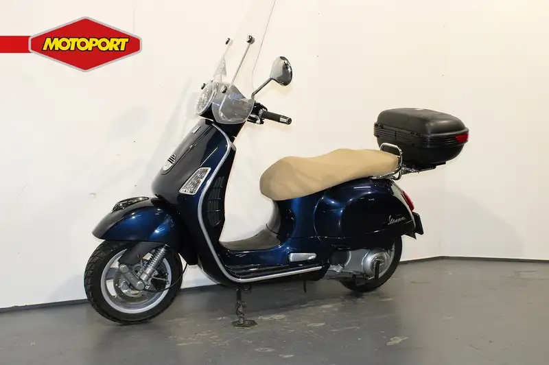 Vespa GTS 300 - foto 2